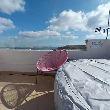 Amazing Penthouse With Private Hot Tub, Sea Views, Communal Pool & Free Ac Lejlighed
