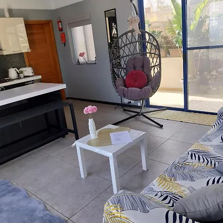 Amazing Penthouse With Private Hot Tub, Sea Views, Communal Pool & Free Ac *